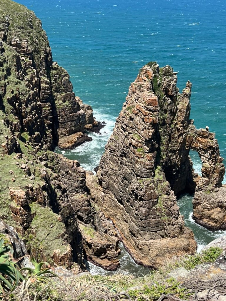 Hiking in Pondoland in the Wild Coast | Isabel Teixeira