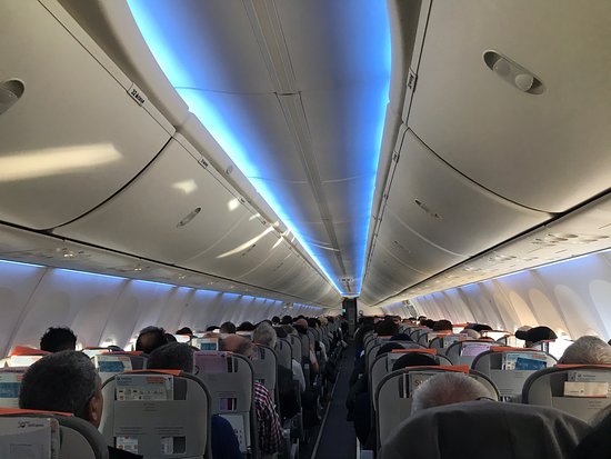 Flying SAA Sun Express Johannesburg to and from Durban