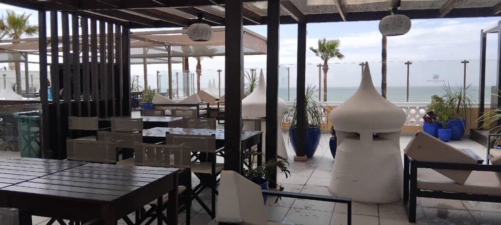 Praia da Rocha Walks in Photos