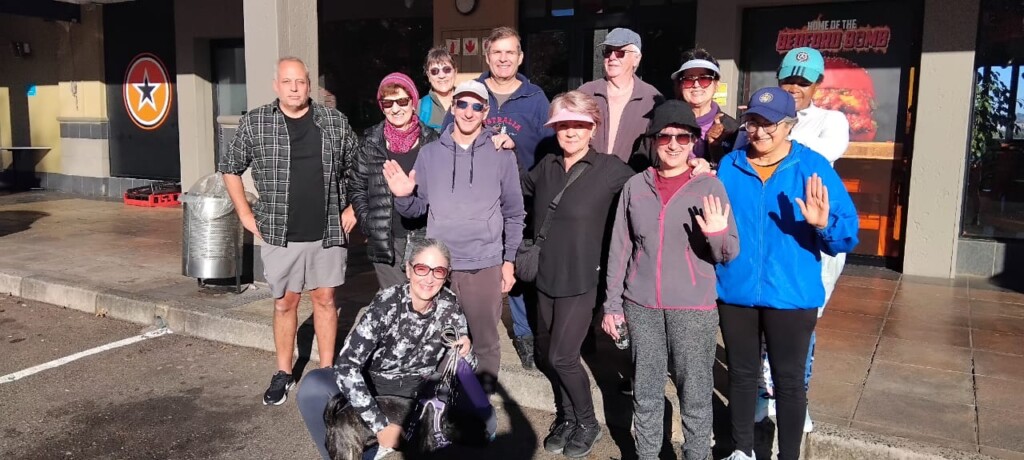 Bedfordview 7 km walking group before morning walk